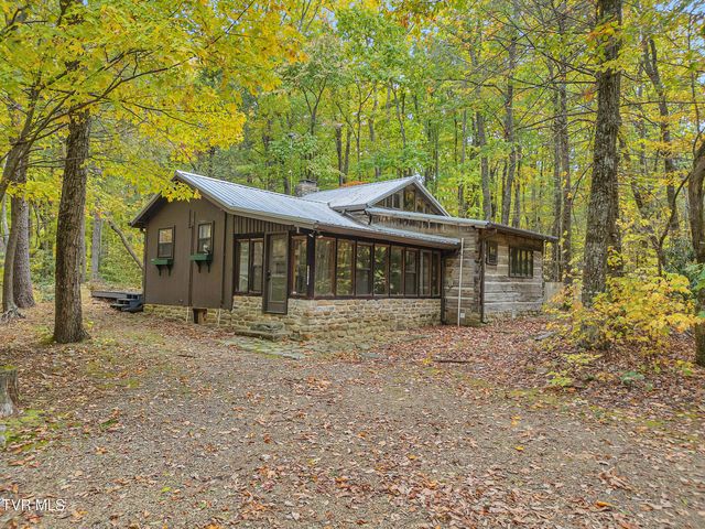 300 Peavine Way, Greeneville, TN 37743