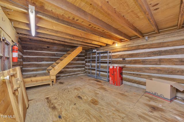 300 Peavine Way, Greeneville, TN 37743