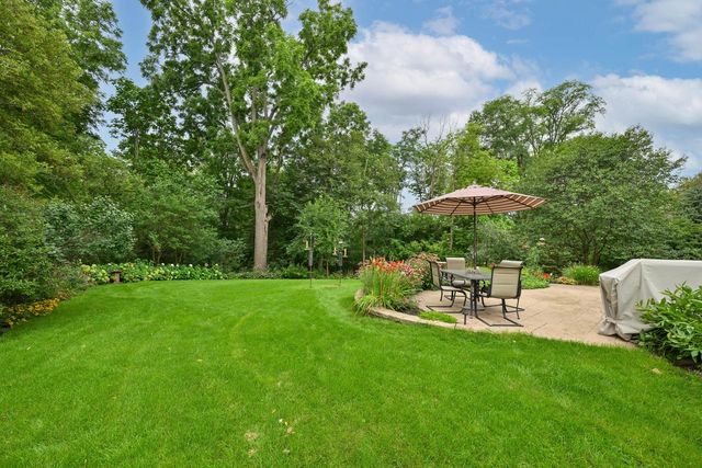 W765 Potters CIRCLE, East Troy, WI 53120