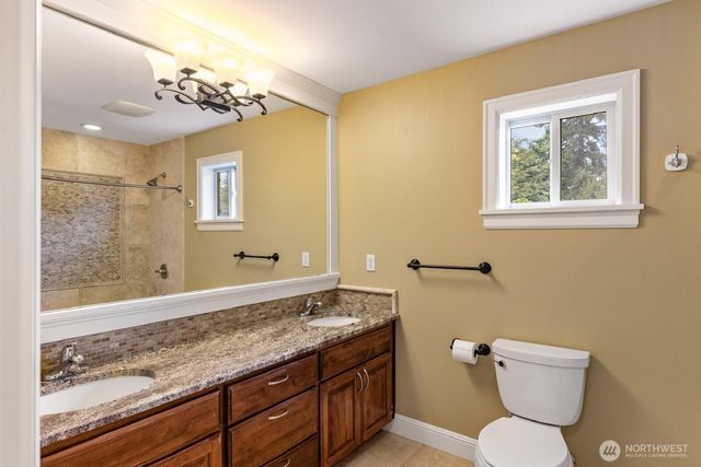 27145 11th Place S, Des Moines, WA 98198