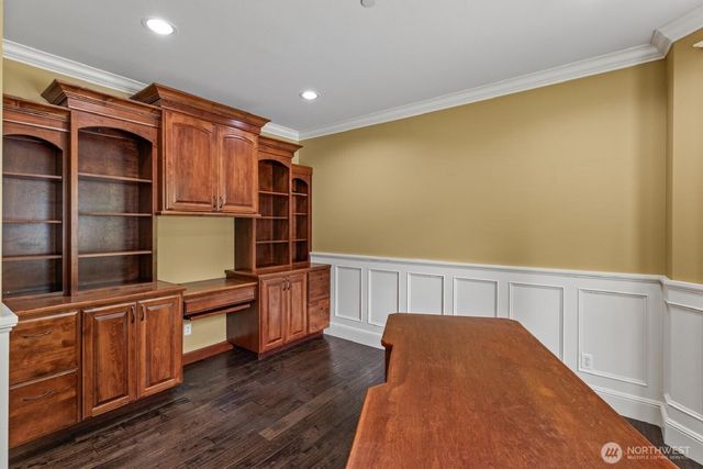 27145 11th Place S, Des Moines, WA 98198