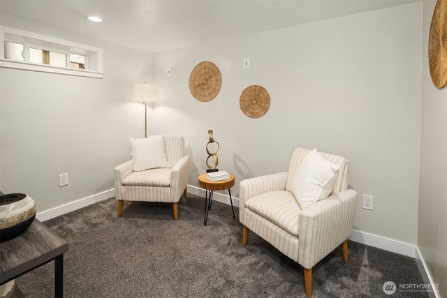 10025 Ashworth Avenue N, Seattle, WA 98133