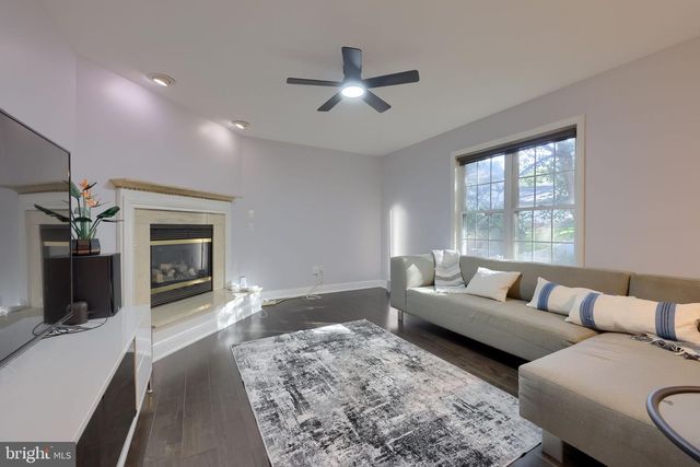 880 EDMUND AVE, York, PA 17404