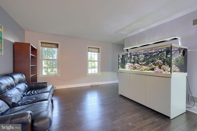 880 EDMUND AVE, York, PA 17404