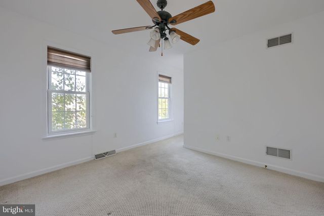 880 EDMUND AVE, York, PA 17404