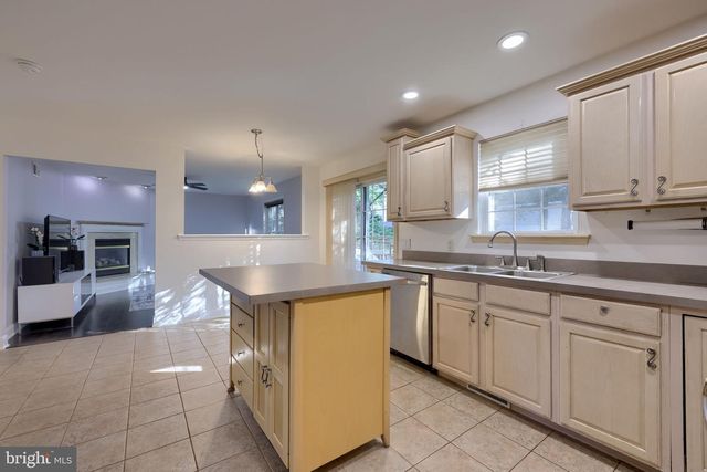 880 EDMUND AVE, York, PA 17404