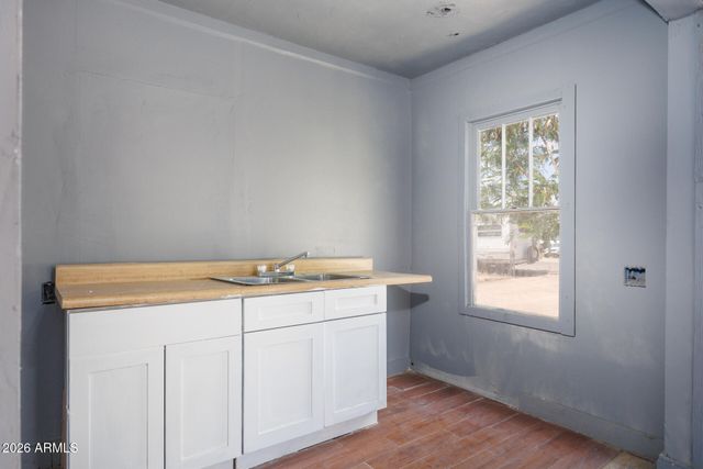 535 W LINCOLN Avenue, Coolidge, AZ 85128