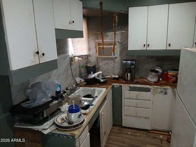 535 W LINCOLN Avenue, Coolidge, AZ 85128