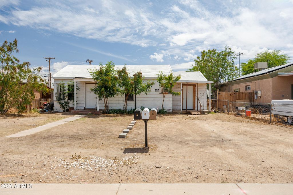 535 W LINCOLN Avenue, Coolidge, AZ 85128