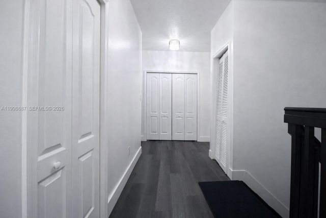 15045 SW 38th Ter, Miami, FL 33185