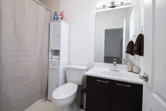 15045 SW 38th Ter, Miami, FL 33185