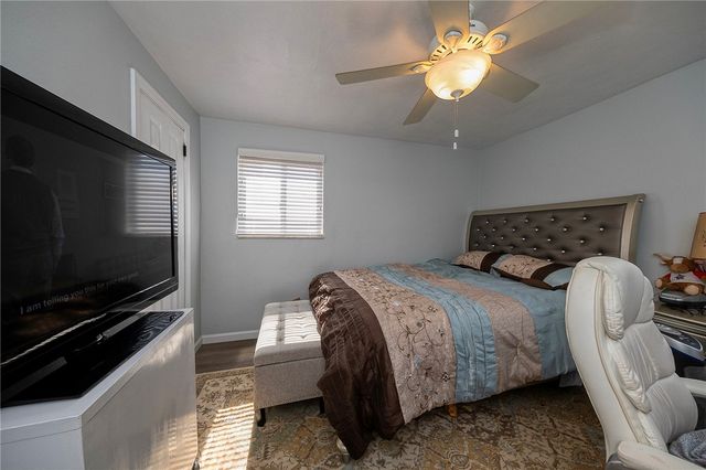 1019 Emery Dr, Baldwin Boro, PA 15227