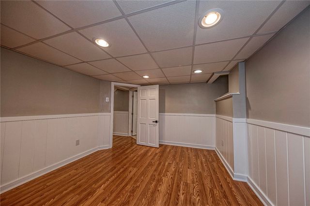 1019 Emery Dr, Baldwin Boro, PA 15227