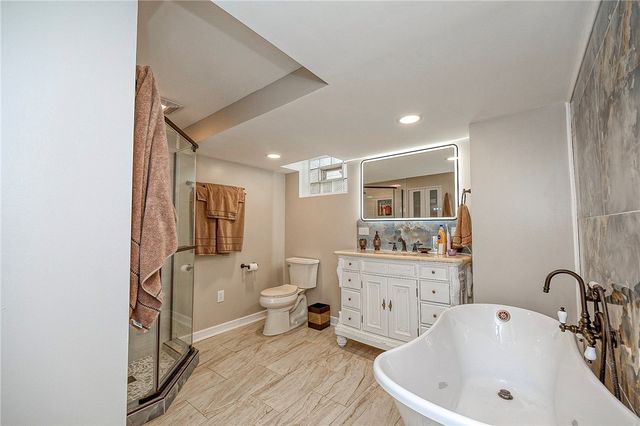 1019 Emery Dr, Baldwin Boro, PA 15227