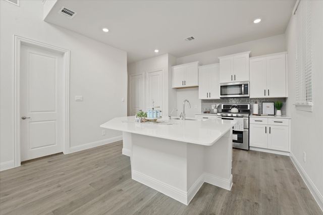 4550 Cinema Street, Plano, TX 75024