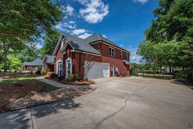 123 Glenda Drive, Bonaire, GA 31005