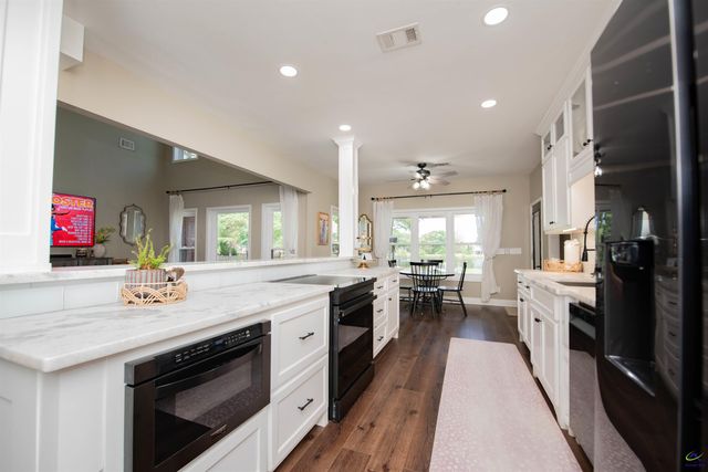 123 Glenda Drive, Bonaire, GA 31005