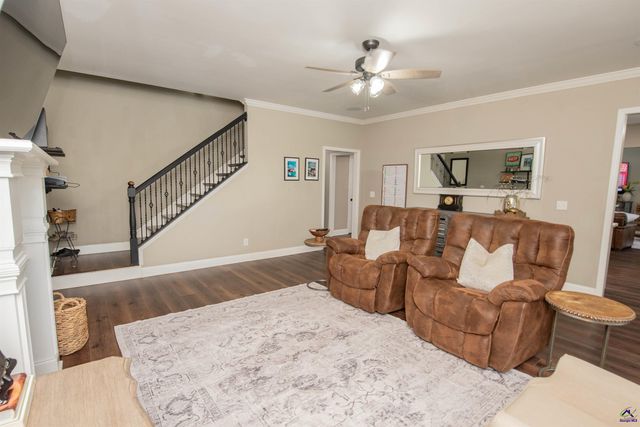 123 Glenda Drive, Bonaire, GA 31005