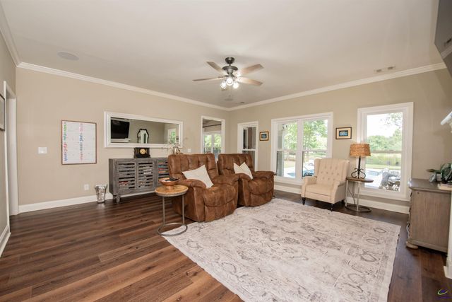 123 Glenda Drive, Bonaire, GA 31005