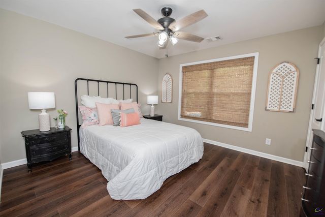 123 Glenda Drive, Bonaire, GA 31005