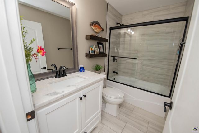 123 Glenda Drive, Bonaire, GA 31005