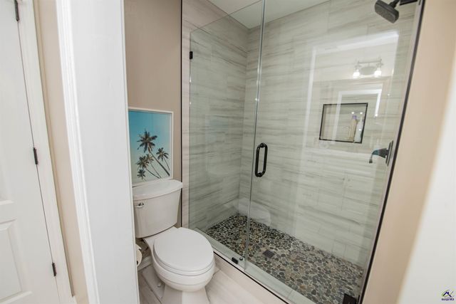 123 Glenda Drive, Bonaire, GA 31005