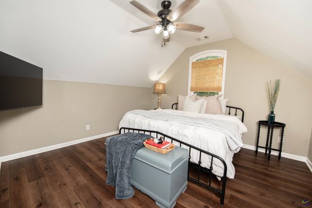 123 Glenda Drive, Bonaire, GA 31005