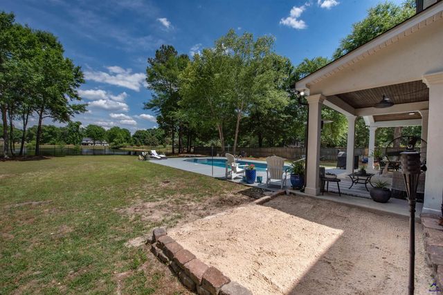 123 Glenda Drive, Bonaire, GA 31005