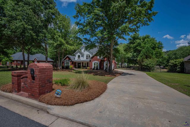 123 Glenda Drive, Bonaire, GA 31005
