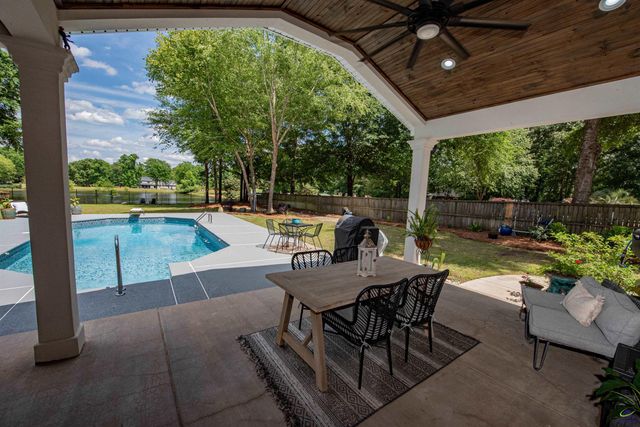 123 Glenda Drive, Bonaire, GA 31005