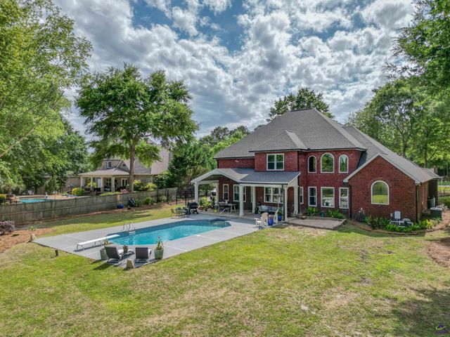 123 Glenda Drive, Bonaire, GA 31005