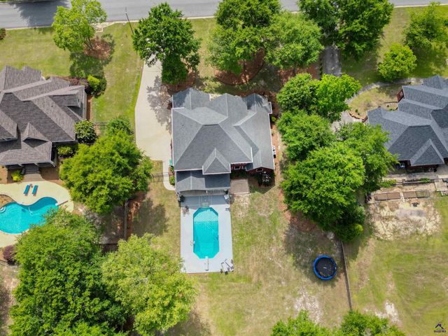 123 Glenda Drive, Bonaire, GA 31005