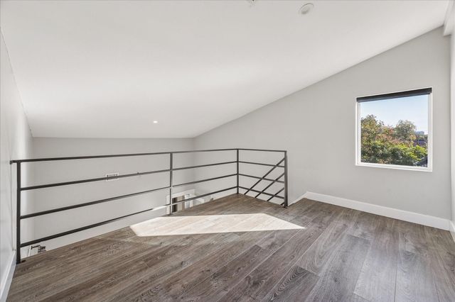 1919 Missouri Street, Houston, TX 77019