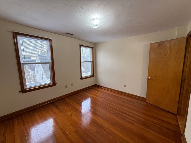 132 Coburn Avenue 3, Worcester, MA 01604