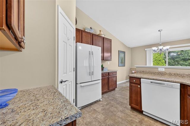 1093 Renfrew Lane, O'fallon, MO 63366