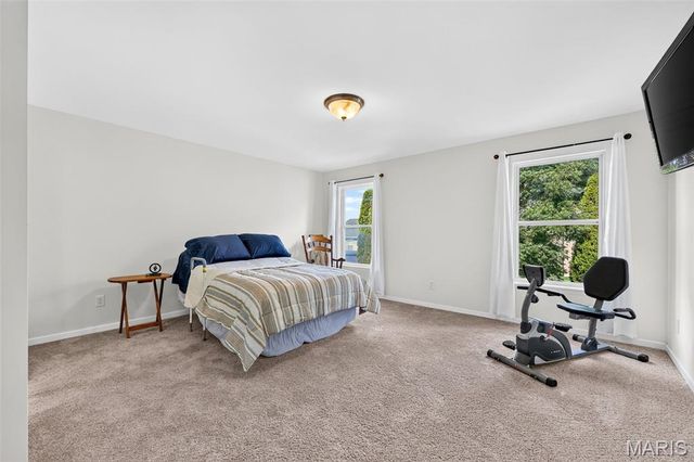 1093 Renfrew Lane, O'fallon, MO 63366
