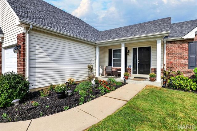 1093 Renfrew Lane, O'fallon, MO 63366