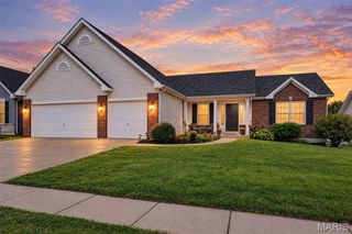 1093 Renfrew Lane, O'fallon, MO 63366