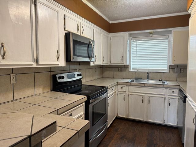 5007 Bryan Road, Rosenberg, TX 77469