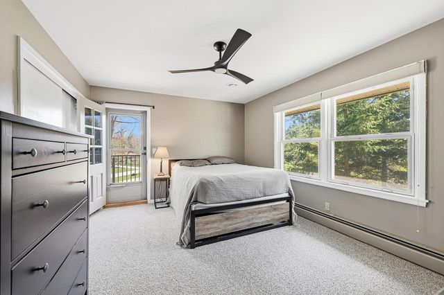 1565 Green Valley BOULEVARD, Brookfield, WI 53045