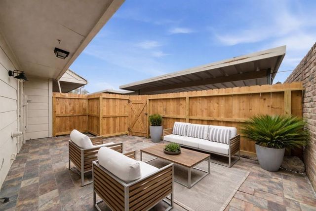 14706 Perthshire Road G, Houston, TX 77079