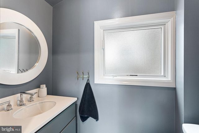 101 MERION AVE, Narberth, PA 19072