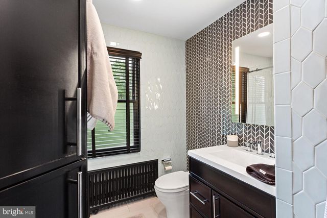 101 MERION AVE, Narberth, PA 19072