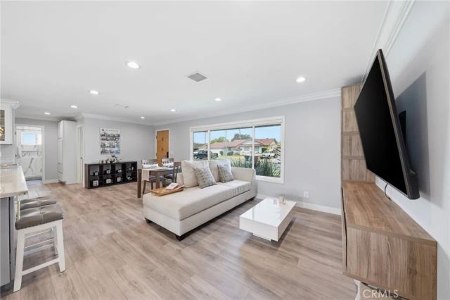 2858 W Keys, Anaheim, CA 92804