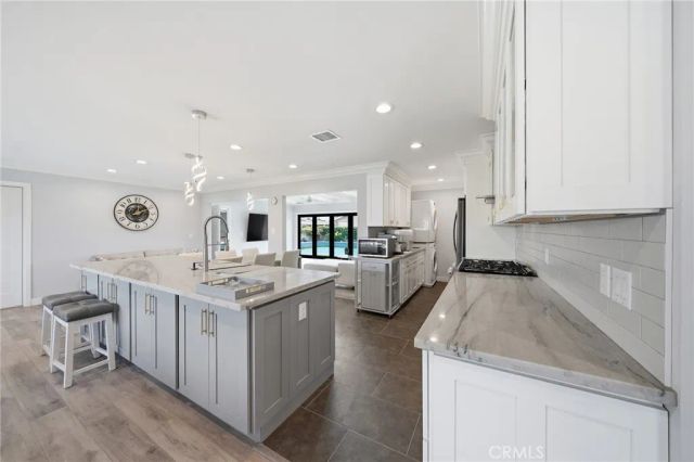 2858 W Keys, Anaheim, CA 92804