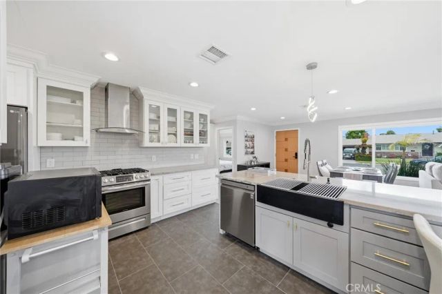 2858 W Keys, Anaheim, CA 92804