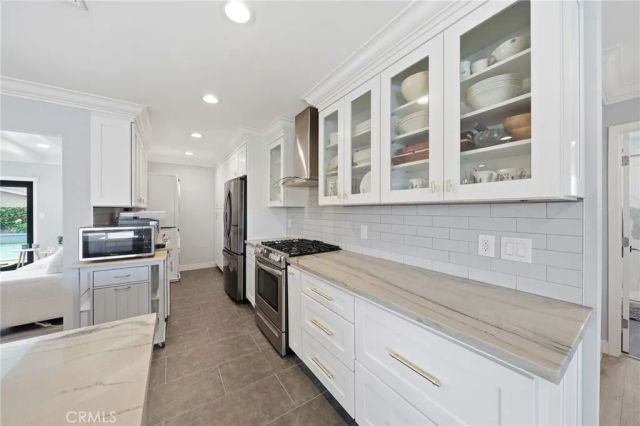 2858 W Keys, Anaheim, CA 92804