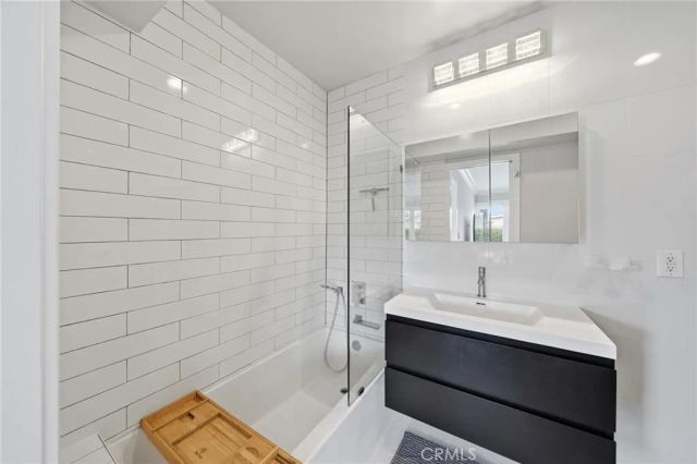 2858 W Keys, Anaheim, CA 92804