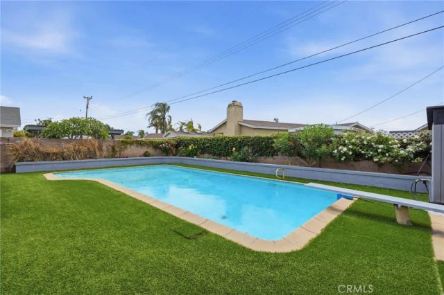 2858 W Keys, Anaheim, CA 92804