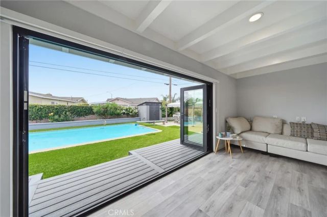 2858 W Keys, Anaheim, CA 92804